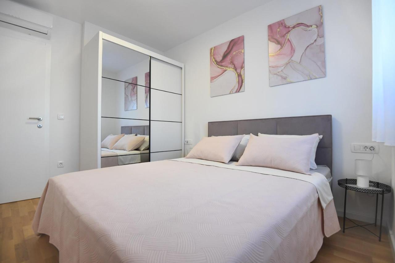 Garden Apartment Leoma With Free Parking! Zadar Dış mekan fotoğraf